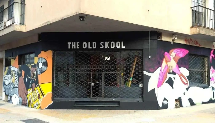 The Old Skool Bar:  Todo - Cervecería artesanal