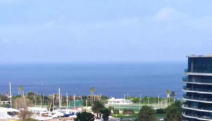 Torres Del Puerto -  Telefono - Montevideo