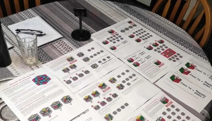 Toys -    Papeleria E Imprenta Abierto Ahora - Montevideo