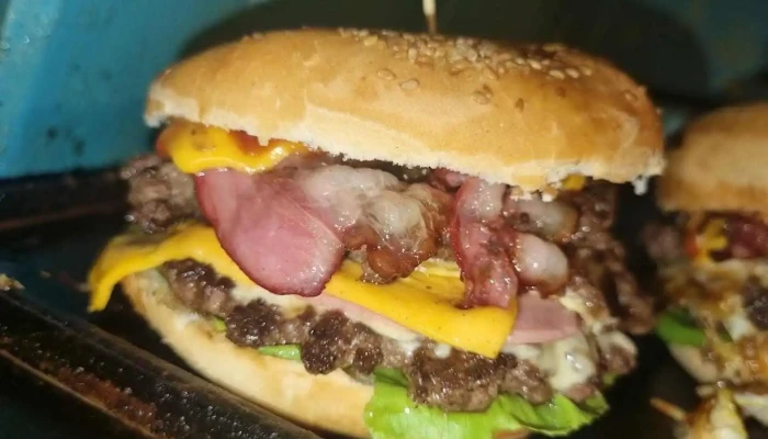 Trailer Tio Ako Hamburguesa