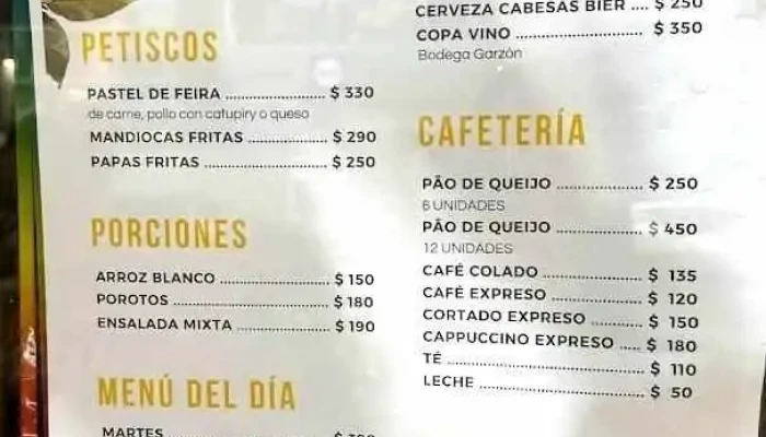 Uai Brasil:  Menu