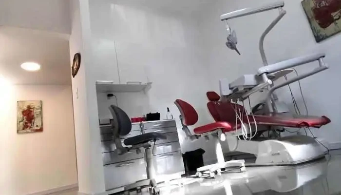 Unident Clinica Dental y Ortodoncia - Montevideo