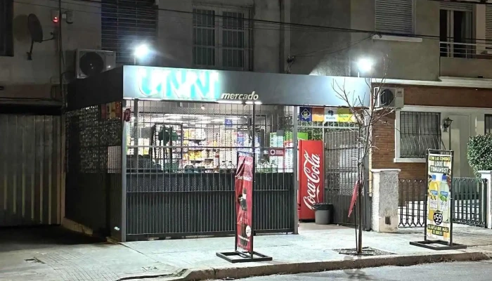 Unni Mercado - Departamento De Montevideo