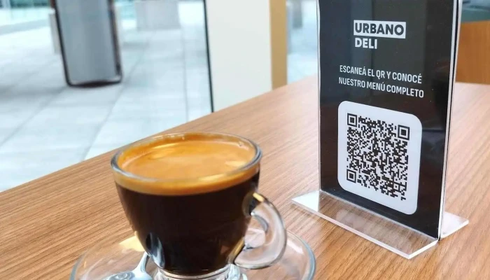 Urbano Deli:  Comidas Y Bebidas - Cafetería