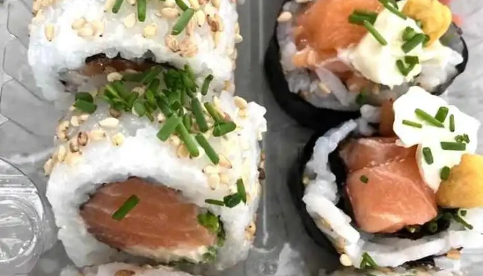 Urumaki Sushi Y Cocina:  Delivery O Takeaway Comida Y Bebida