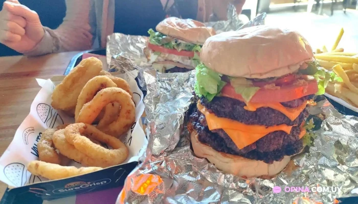 Valito Burgers Milas Hamburguesa Con Queso - Hamburguesería