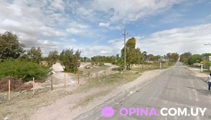 Vero's Beauty Salon - 70001 Juan L. Lacaze