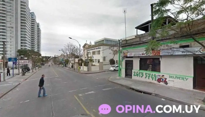 Veterinaria Buceo - 11400 Montevideo