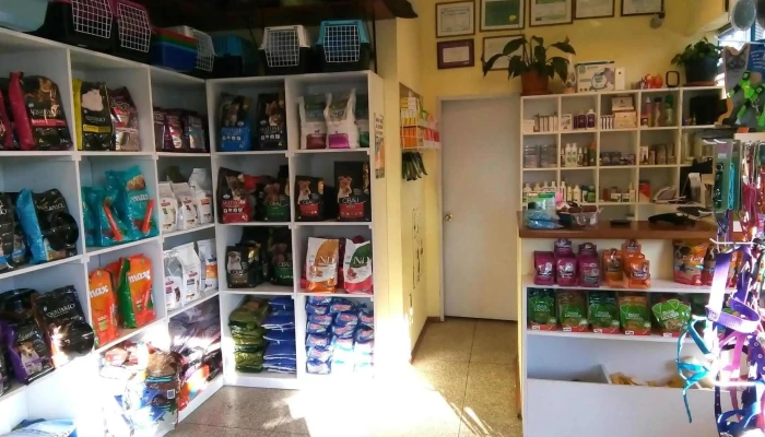 Veterinaria Encina - 11200 Montevideo