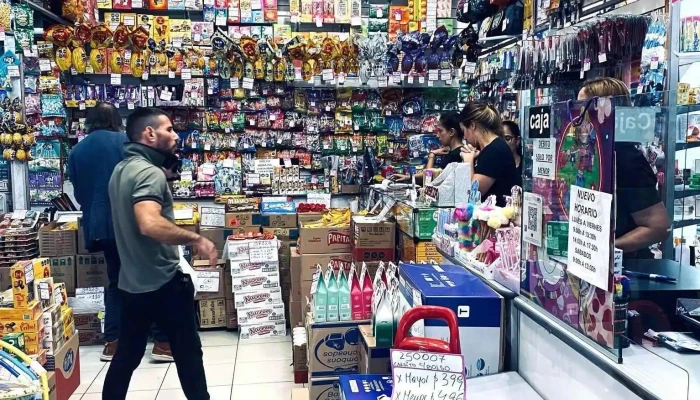 Via Libre - Mundo Import Sa - 11800 Montevideo