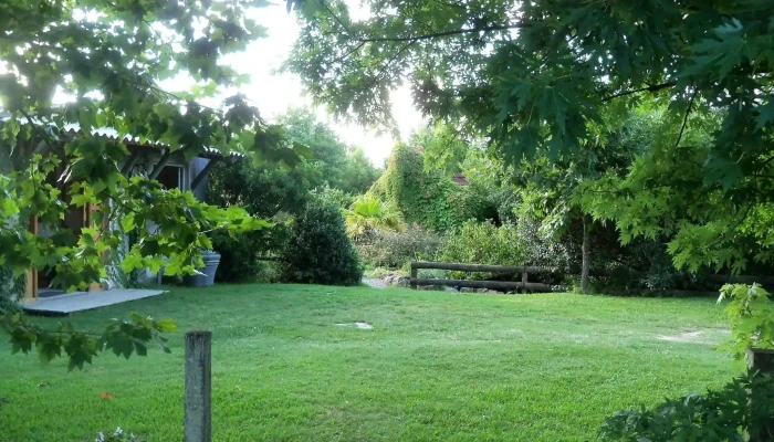 Vivero El Agua Dulce - 27200 Castillos