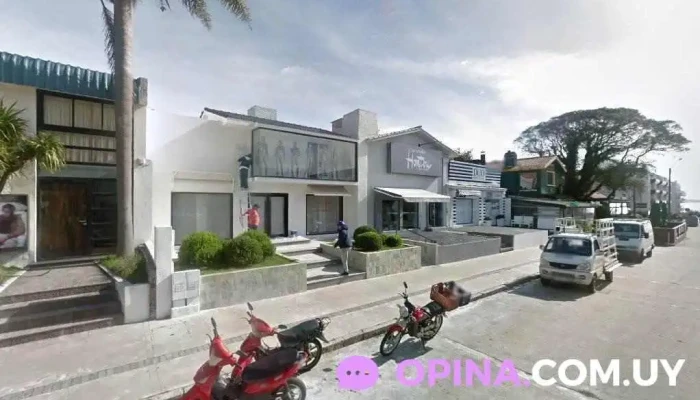 Wapa´s y Barbaro´s - Punta del Este - 20000 Punta Del Este