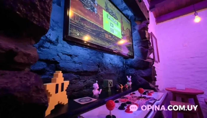 Wololo Bar Resto Bar Gamer Del Propietario - Pub restaurante