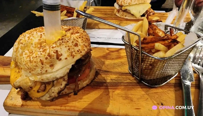 Ziba Papas Fritas - Restaurante de comida rápida